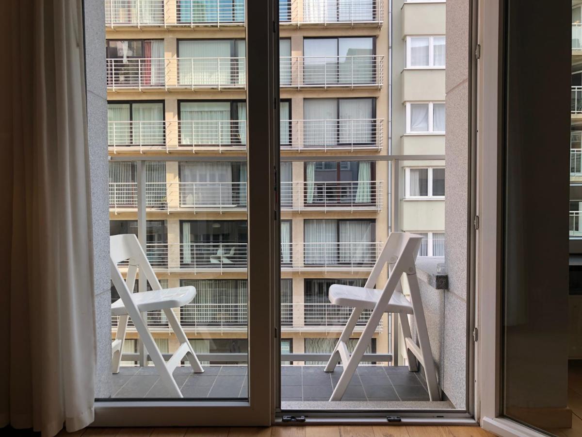 Modern Apartment At 2 Steps From Beach Ostende Exterior foto