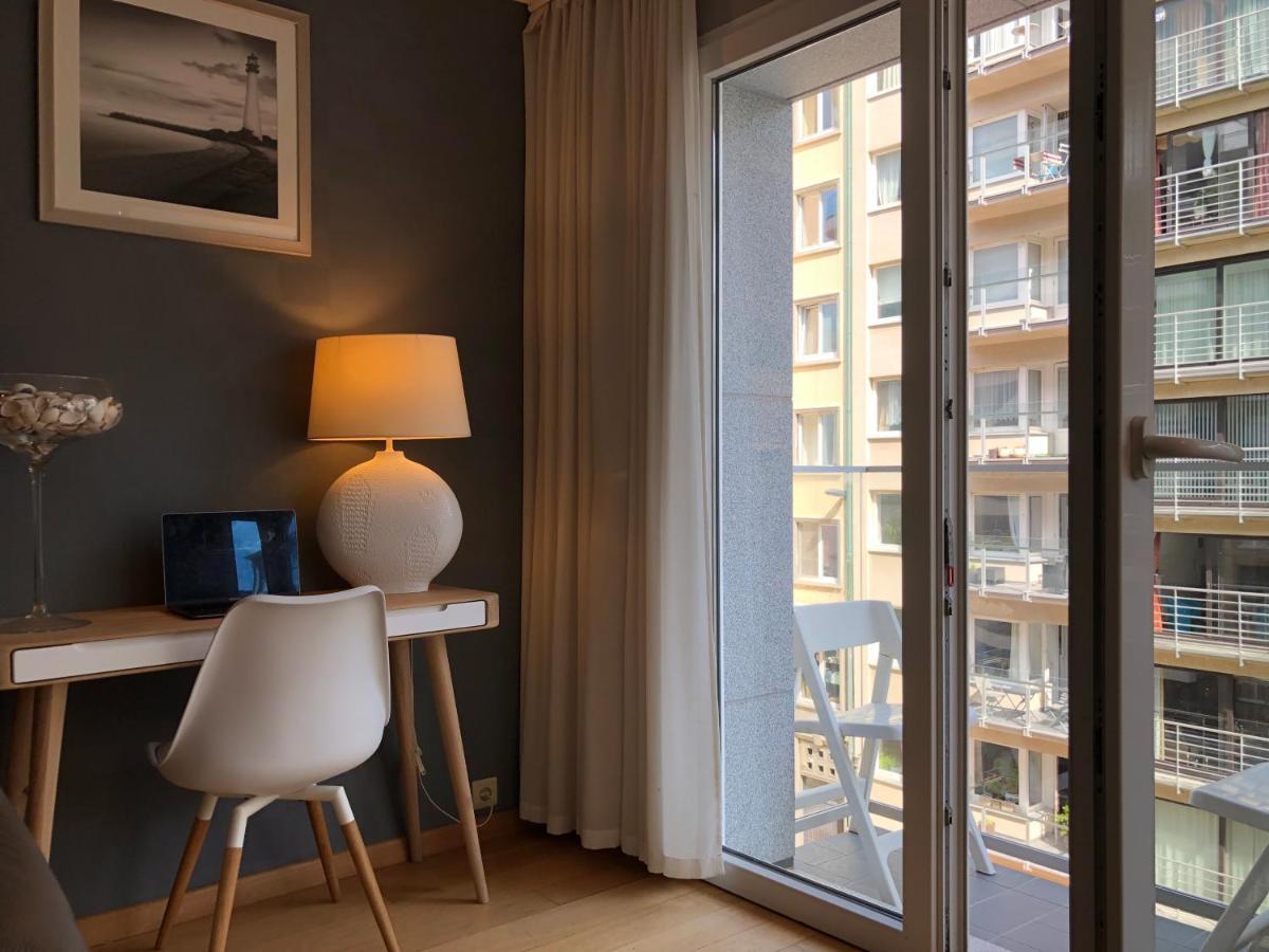 Modern Apartment At 2 Steps From Beach Ostende Exterior foto